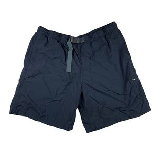 Mens black Columbia shorts size XXL